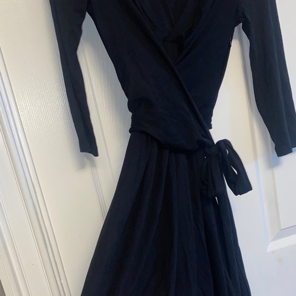 Banana Republic Elegant Black Kate Issa wrap Dress - Picture 5 of 7